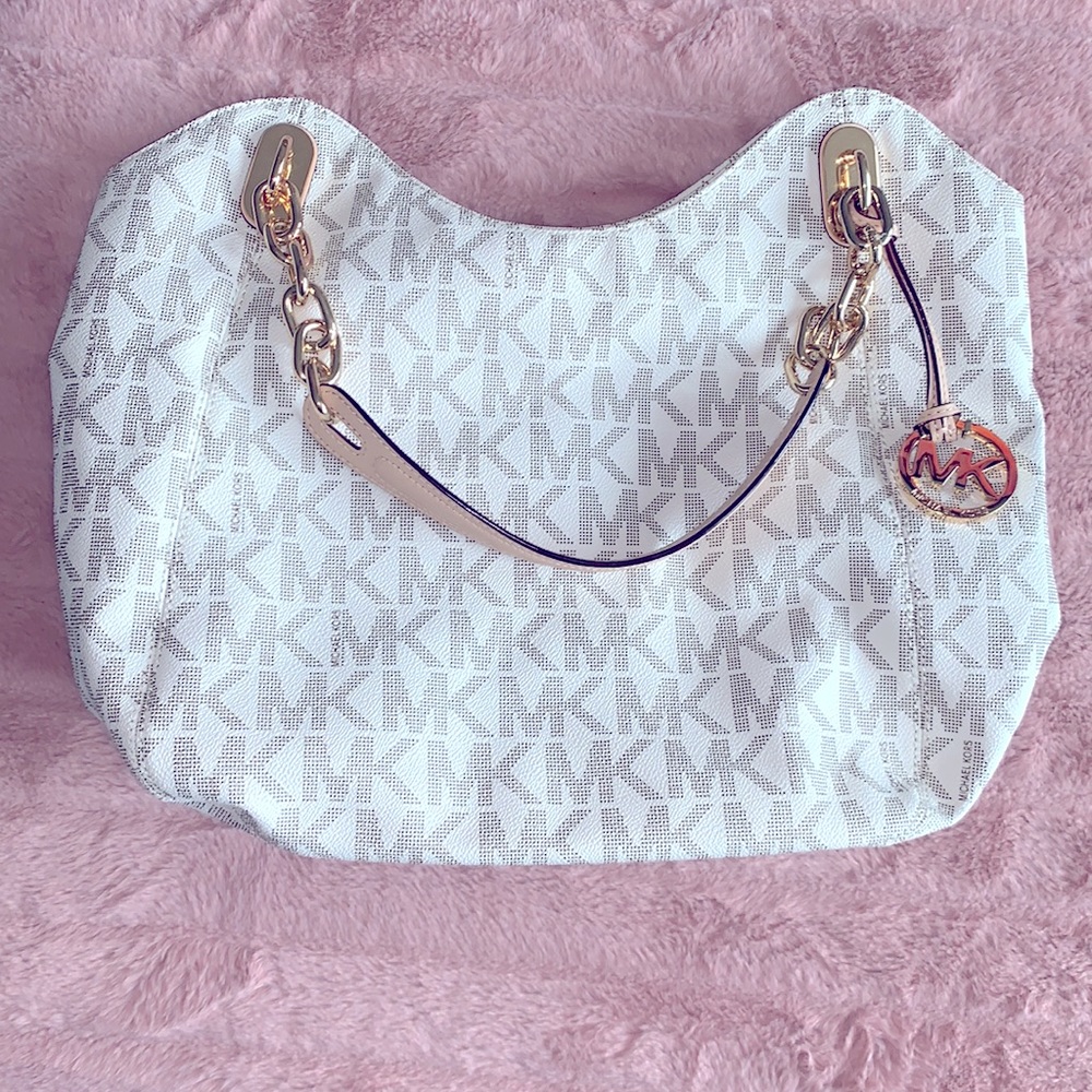 Michael Kors Vanilla purse - Picture 7 of 10